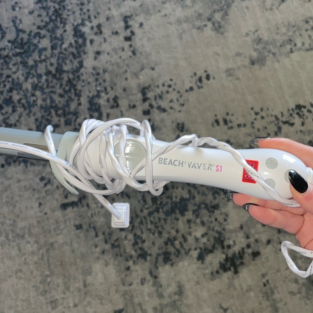 Beachwaver Curling iron